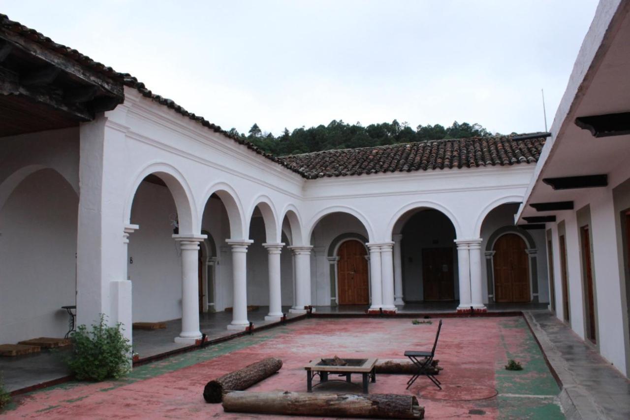 Fandango Hostel San Cristobal de las Casas Luaran gambar